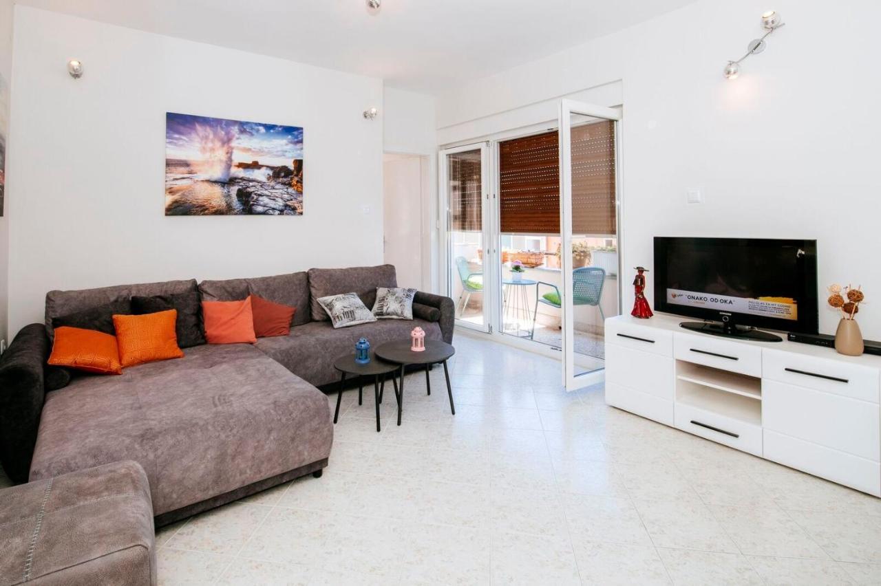 زادار Bayshore Apartment المظهر الخارجي الصورة