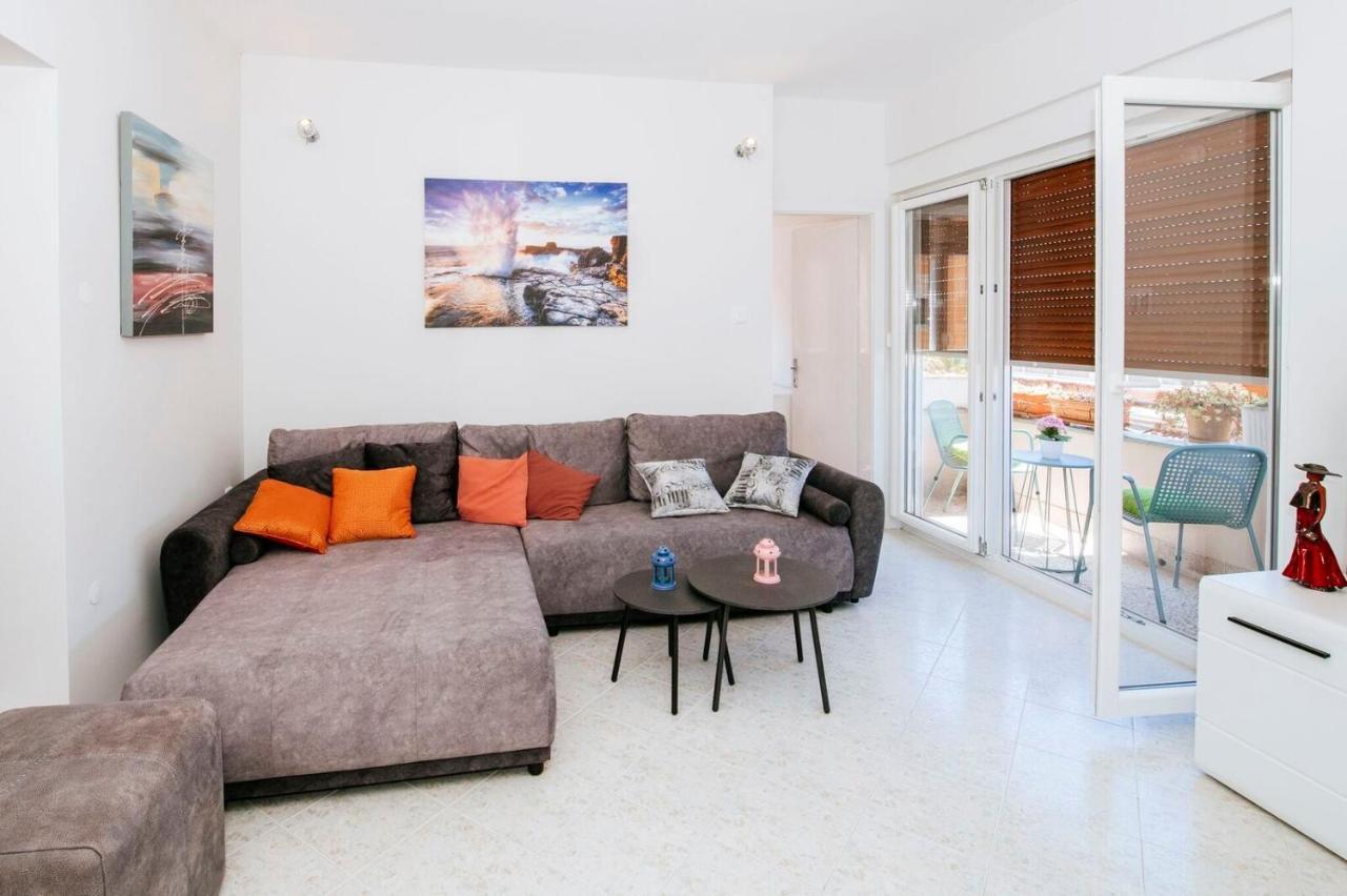 زادار Bayshore Apartment المظهر الخارجي الصورة