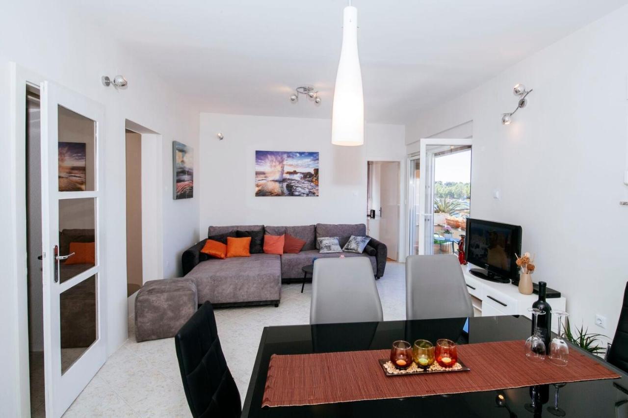 زادار Bayshore Apartment المظهر الخارجي الصورة